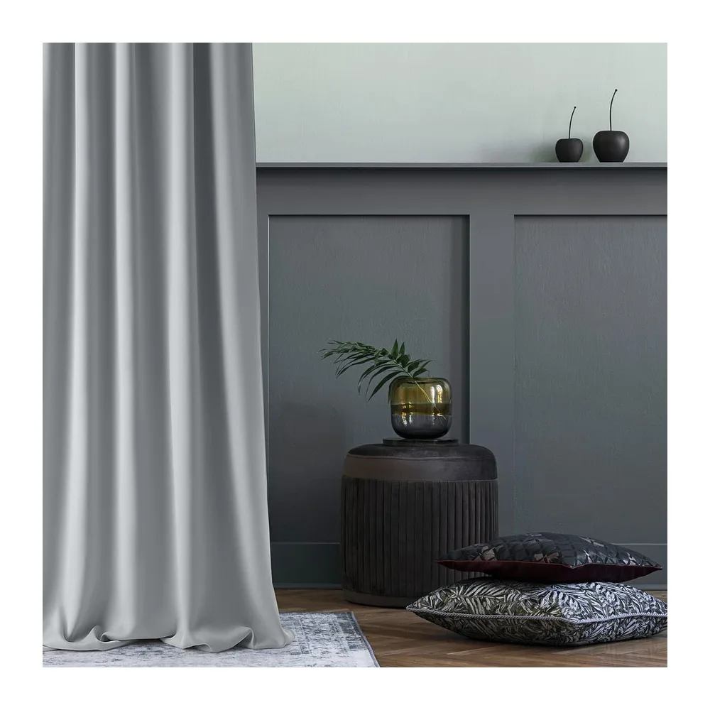 room99 Rideau avec œillets Aura 180 x 250 cm Largeur x Hauteur, Décoration de Fenêtre, Curtains et Draperies intérieurs pour Salon, Chambre Moderne Lisse Gris Clair, 1 pièce